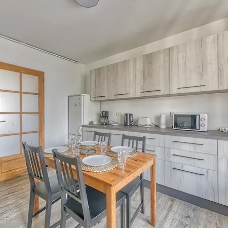 La Dolce Vita¶ Belle Vue ¶ Confort ¶proche Tram Lägenhet *