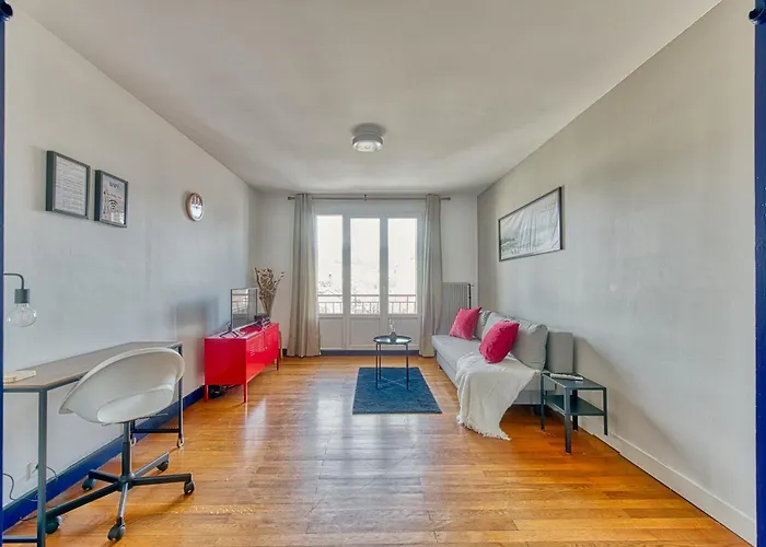 La Dolce Vita¶ Belle Vue ¶ Confort ¶proche Tram Lägenhet