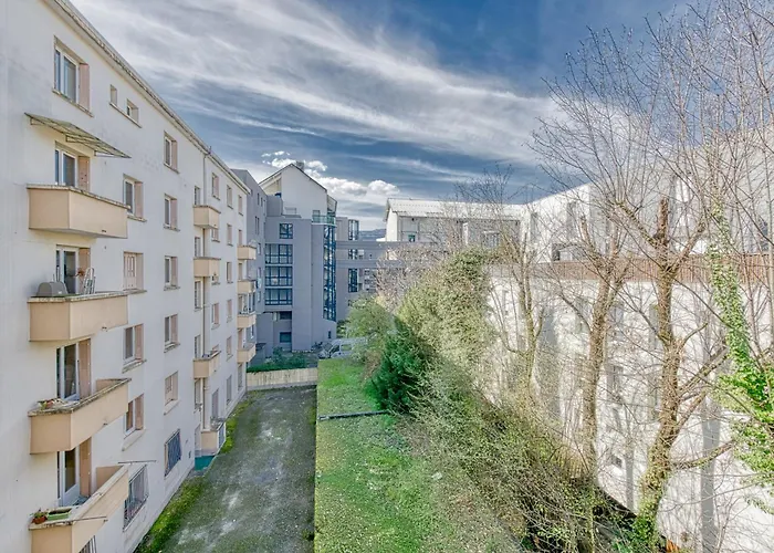 Lägenhet La Dolce Vita¶ Belle Vue ¶ Confort ¶proche Tram *